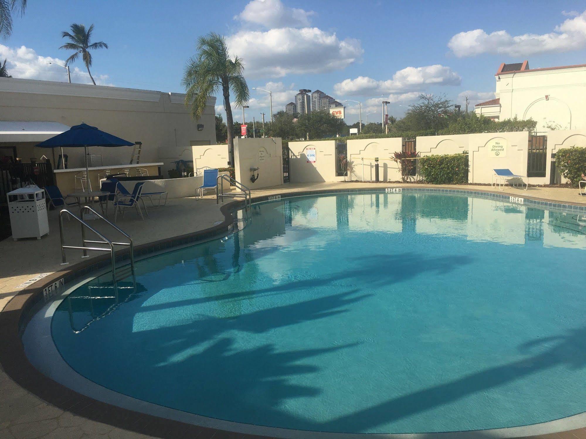 Holiday Inn - Fort Myers - Downtown Area By Ihg Exterior foto